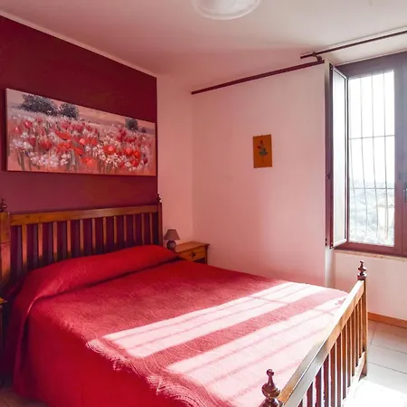 Σπίτι διακοπών 2 Bedroom In *
