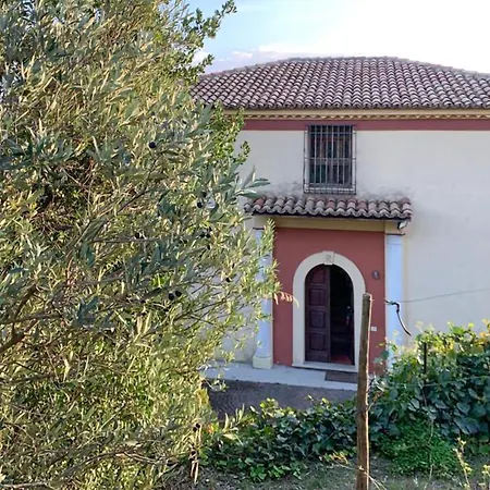 2 Bedroom In * Cetraro
